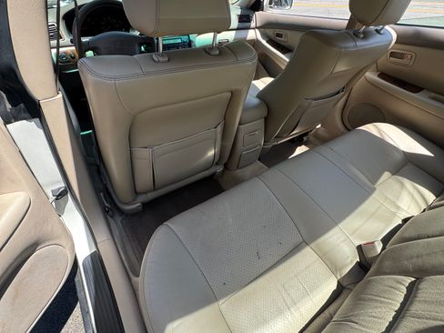 Used 1999 Lexus ES 300 FWD image 5