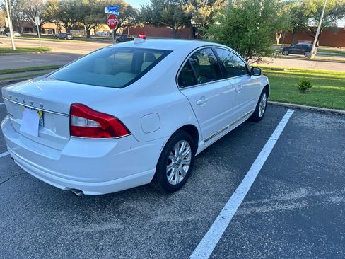 Used 2011 Volvo S80 3.2 image 3