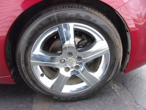 Used 2011 Chevrolet Malibu LT image 9