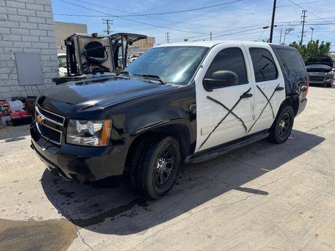 Used 2014 Chevrolet Tahoe 2WD image 1