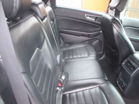 Used 2019 Ford Edge SEL Sport Utility 4D FWD image 13
