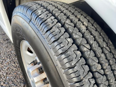 Used 2019 Chevrolet Express 3500 image 24