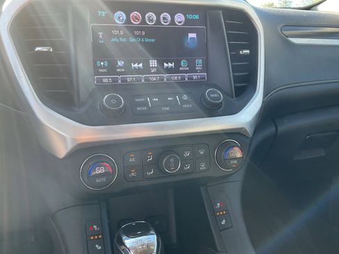 Used 2019 GMC Acadia SLT AWD/4WD image 6