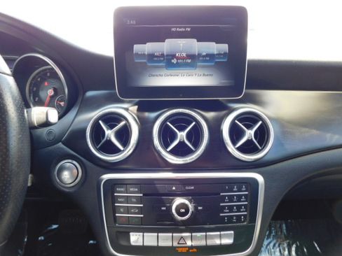 Used 2018 Mercedes-Benz CLA 250 image 14