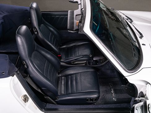 Used 1993 Porsche 911 Carrera Cabriolet RWD image 69