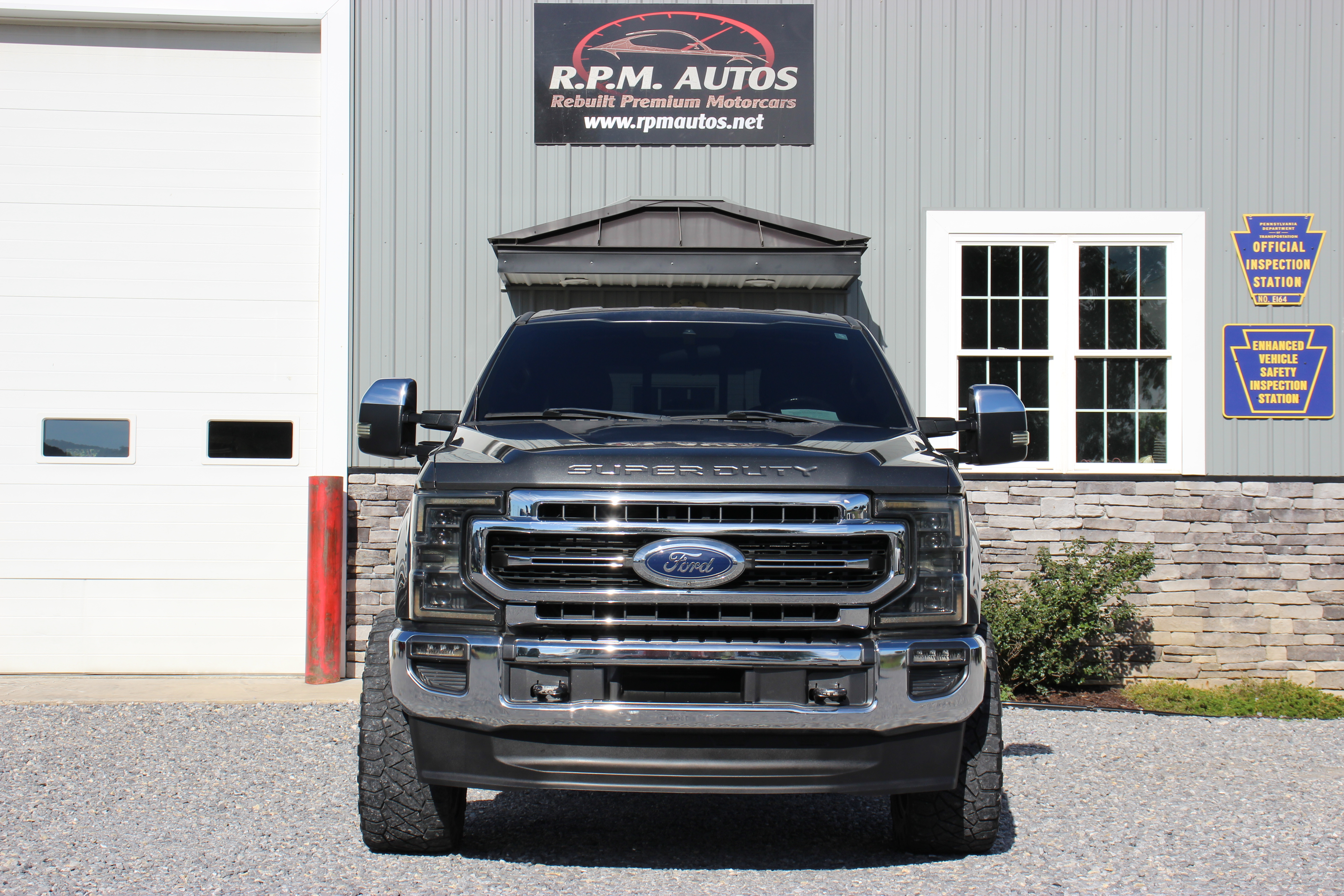 Used 2020 Ford F250 4x4 Crew Cab Super Duty image 2