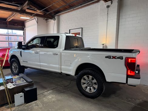 Used 2020 Ford F250 Super Duty Platinum image 12