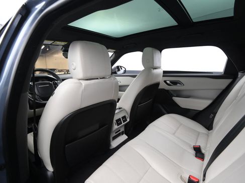 Used 2020 Land Rover Range Rover Velar R-Dynamic S image 44