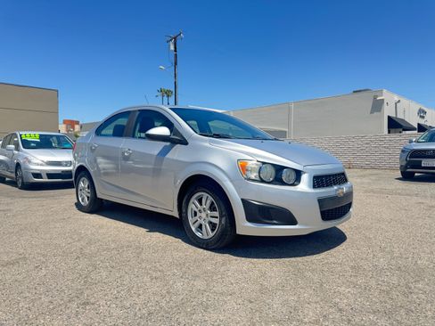 Used 2016 Chevrolet Sonic LT Sedan FWD image 11