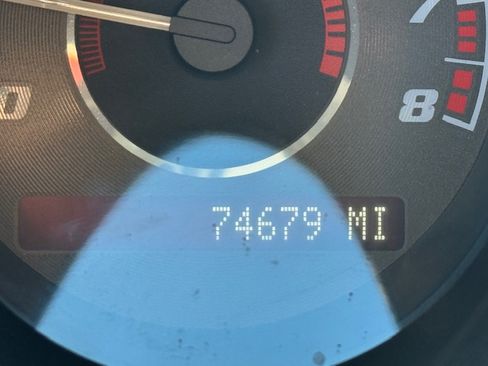 Used 2008 Pontiac Solstice GXP image 19