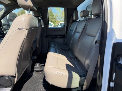 Used 2017 Ford F550 image 14