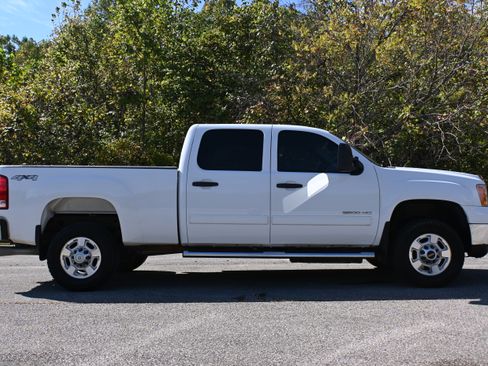 Used 2014 GMC Sierra 2500 SLE image 14