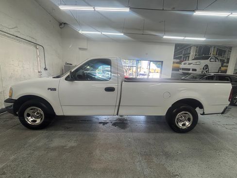 Used 2003 Ford F150 XL image 4