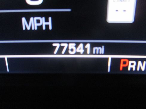 Used 2018 Chevrolet Silverado 1500 Limited LT image 3