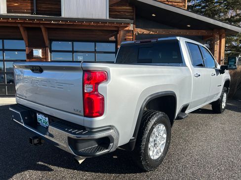 Used 2020 Chevrolet Silverado 3500 LTZ image 6