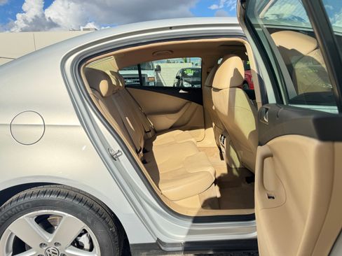 Used 2009 Volkswagen Passat Komfort image 19
