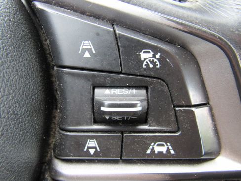 Used 2019 Subaru Ascent Limited 7-Passenger AWD/4WD image 27