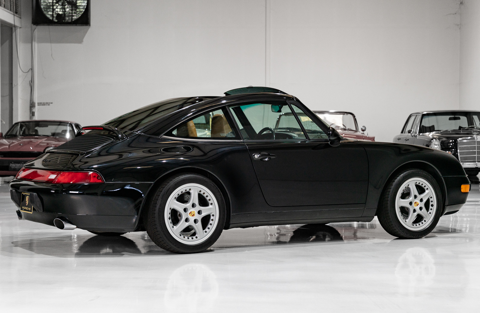 Used 1996 Porsche 911 Targa RWD image 5