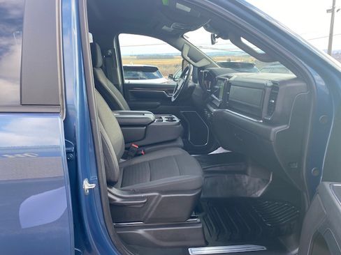 Used 2025 Chevrolet Silverado 2500 LT image 10