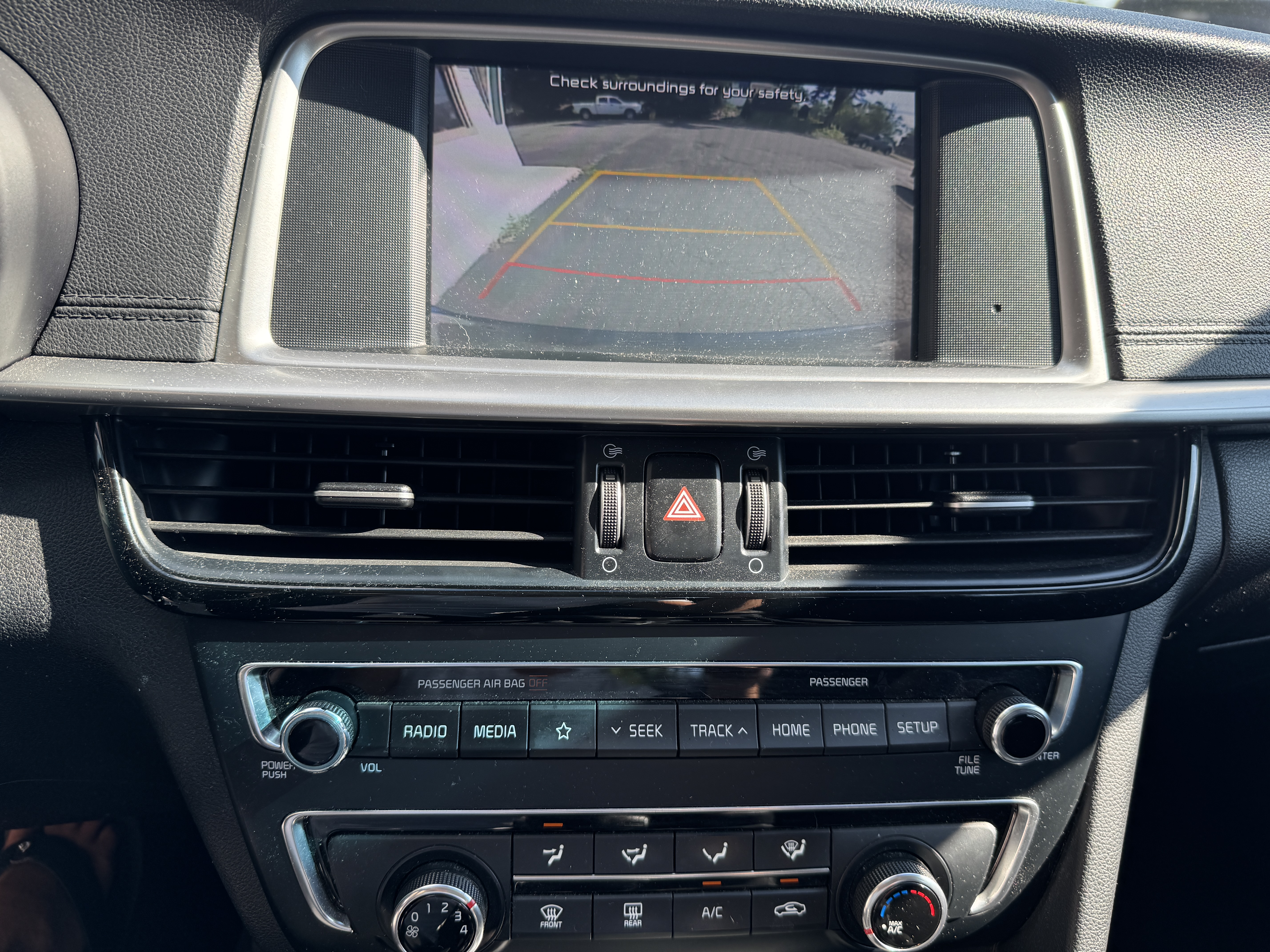 Used 2019 Kia Optima LX w/ 17 ALLOY WHEELS PACKAGE FWD image 17