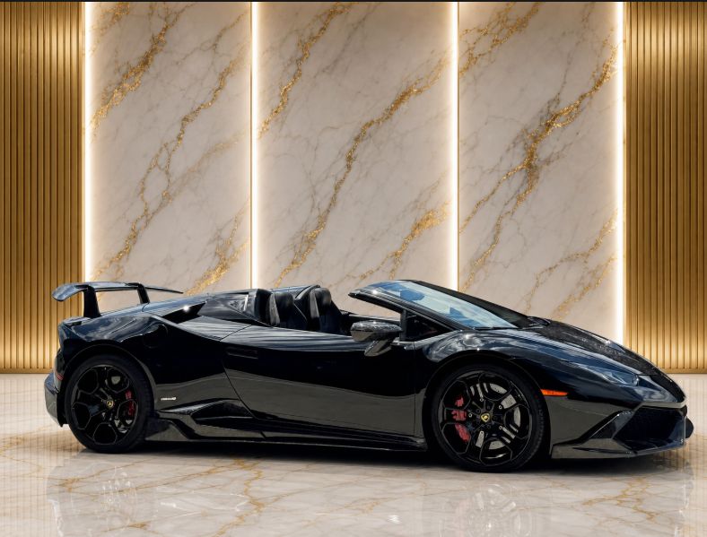 Used 2016 Lamborghini Huracan LP 610-4 Spyder AWD/4WD image 2