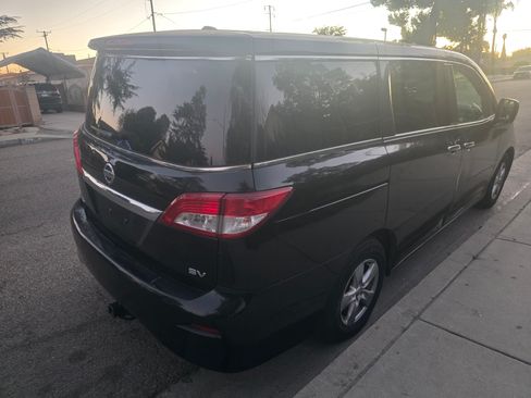 Used 2014 Nissan Quest image 4