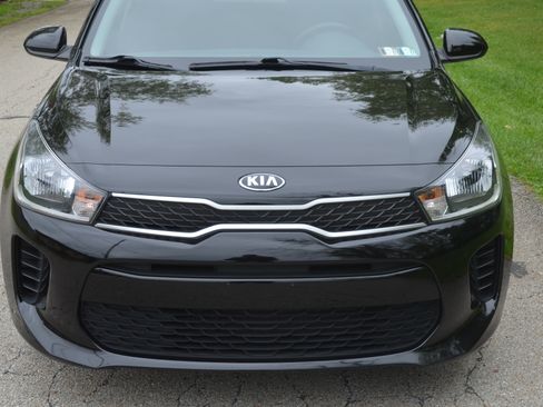 Used 2020 Kia Rio S Hatchback FWD image 8