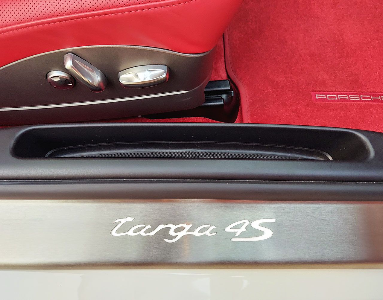 Used 2011 Porsche 911 Targa 4S AWD/4WD image 67