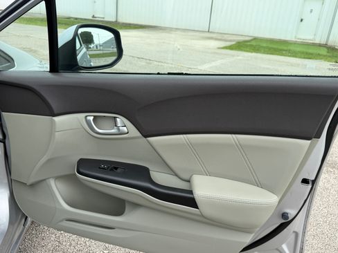 Used 2012 Honda Civic EX-L Sedan image 12