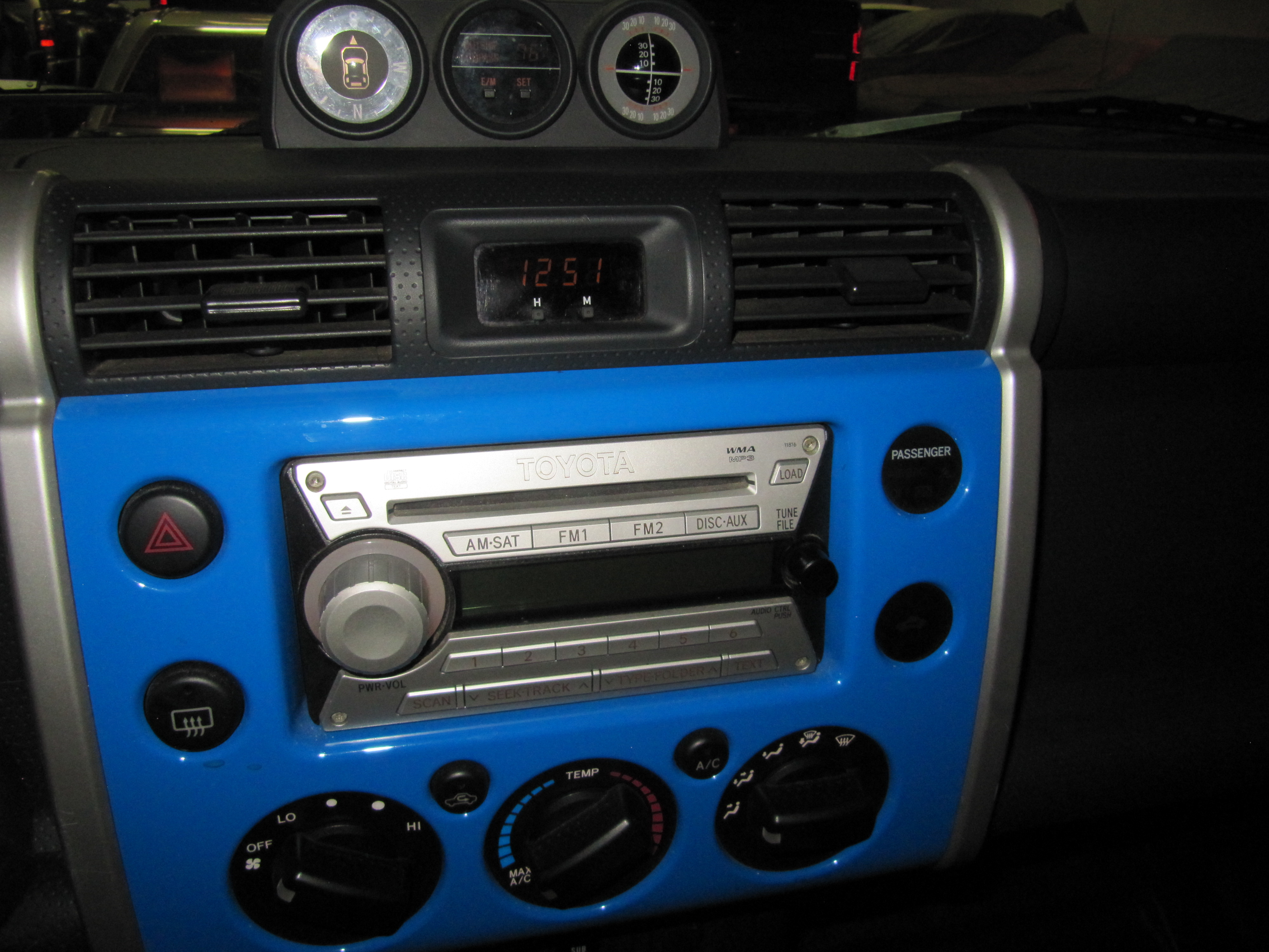 Used 2007 Toyota FJ Cruiser AWD/4WD image 32