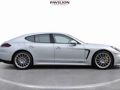 Used 2016 Porsche Panamera GTS image 5