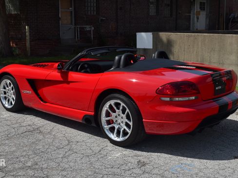 Used 2006 Dodge Viper SRT-10 image 13
