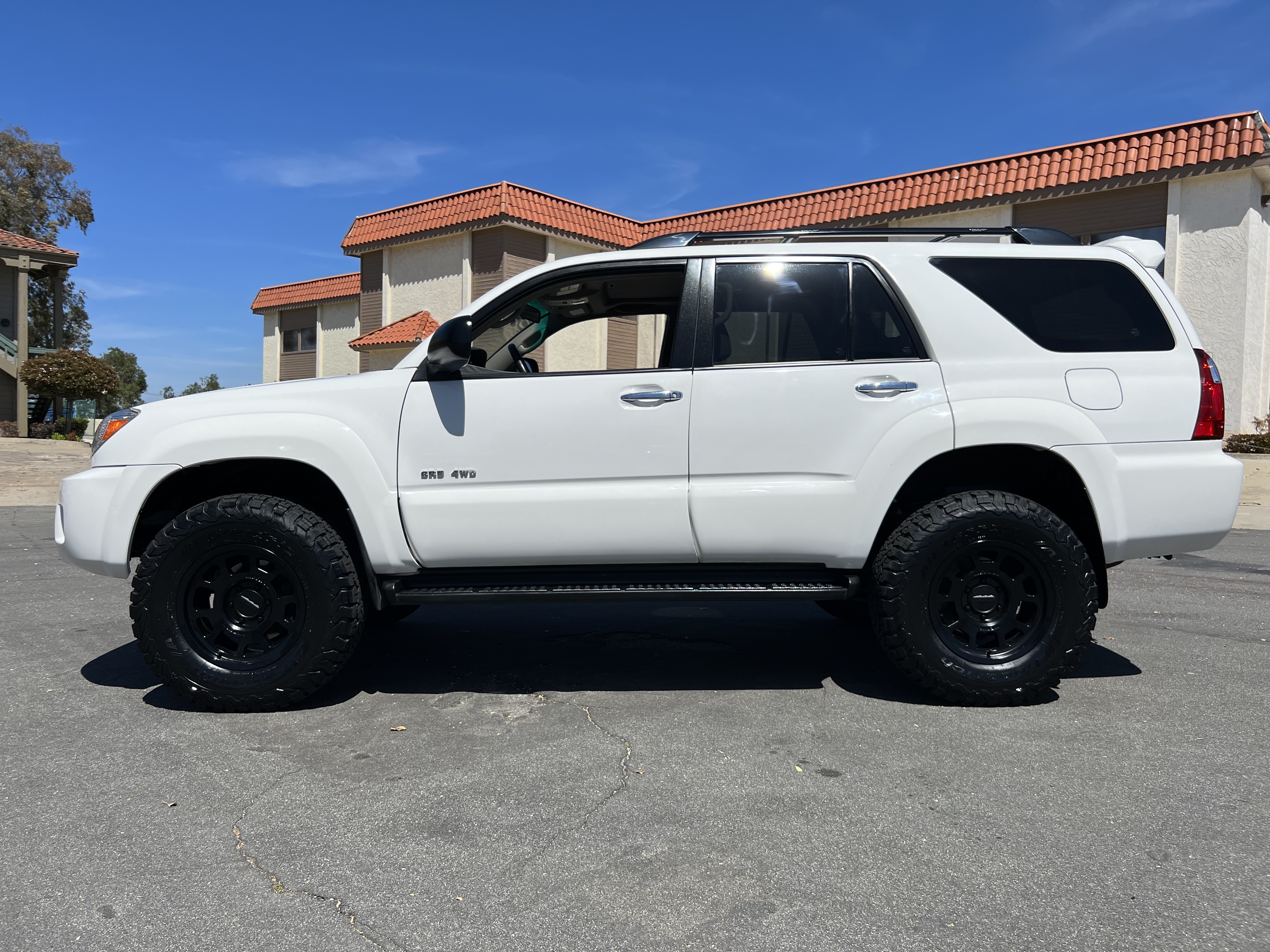 Used 2008 Toyota 4Runner 4WD image 4