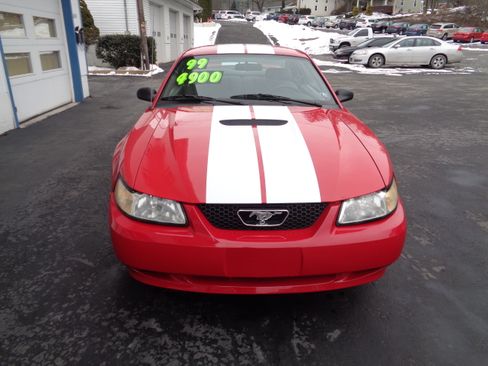 Used 1999 Ford Mustang image 5