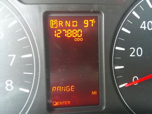 Used 2021 Nissan NV 2500 High Roof RWD image 15