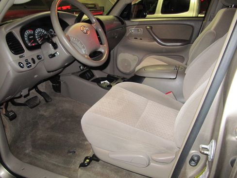 Used 2006 Toyota Tundra 4x4 Double Cab SR5 image 14