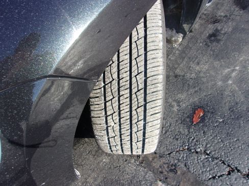 Used 2011 Chevrolet HHR LT image 10