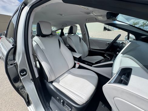 Used 2020 Toyota Mirai UNAVAIL FWD image 19