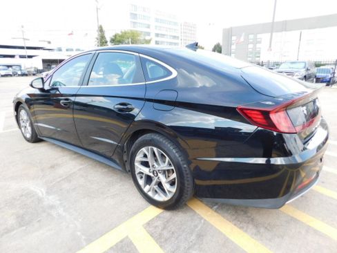 Used 2021 Hyundai Sonata SE image 6