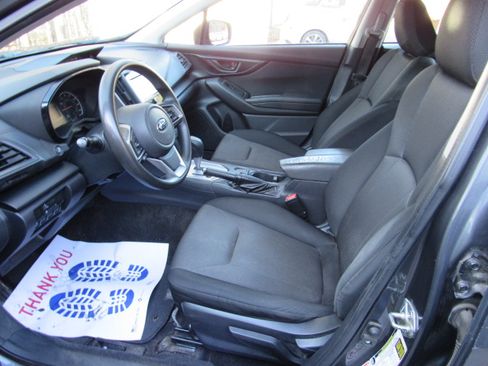 Used 2018 Subaru Impreza 2.0i Premium image 18