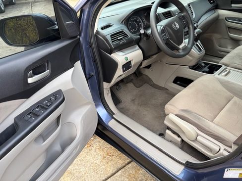 Used 2014 Honda CR-V EX image 10