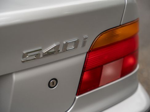 Used 2000 BMW 540i Sedan RWD image 18