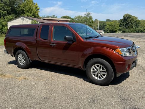 Used 2016 Nissan Frontier 2WD King Cab image 4