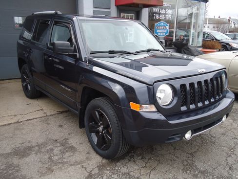 Used 2015 Jeep Patriot Limited image 3