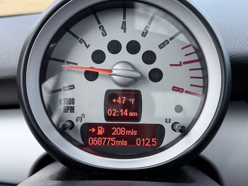 Used 2010 MINI Cooper image 15