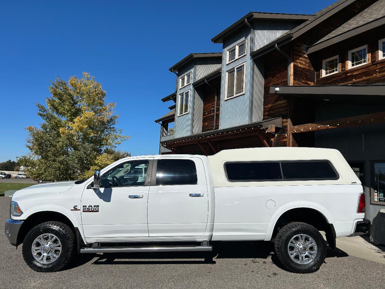 Used 2018 RAM 2500 4x4 Crew Cab Laramie image 4
