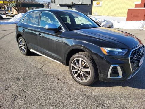 Used 2022 Audi SQ5 Premium Plus image 2