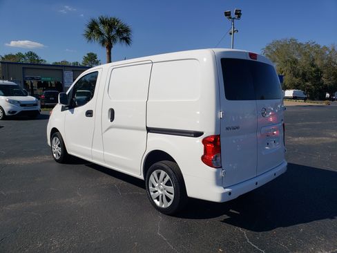 Used 2021 Nissan NV200 SV image 5