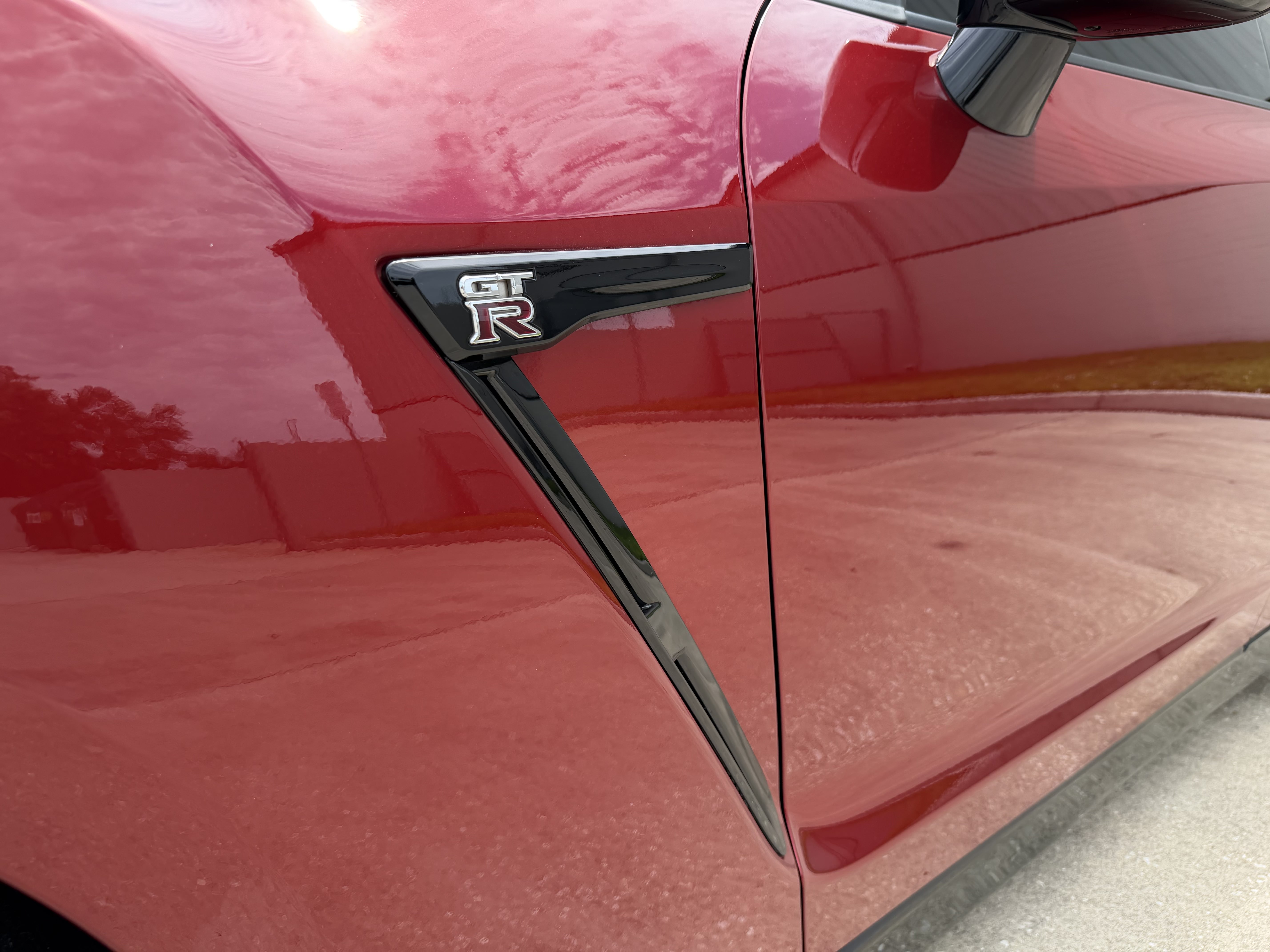 Used 2015 Nissan GT-R Premium AWD/4WD image 15