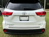 Used 2018 Toyota Highlander XLE image 4